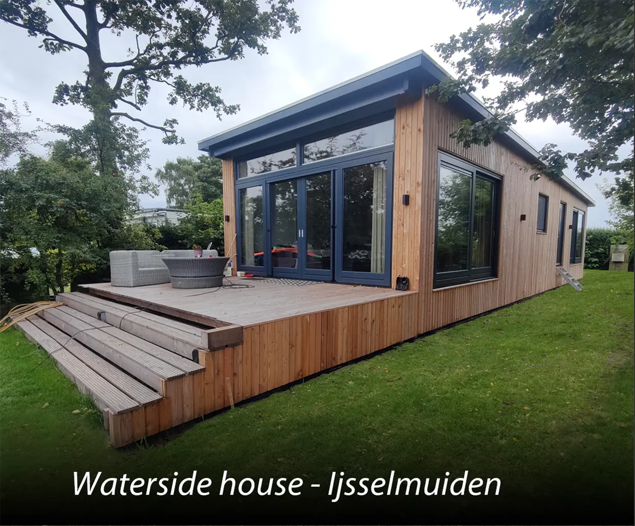 ijsselmuiden lukas hut newbuilt recreational passive waterside house construction project